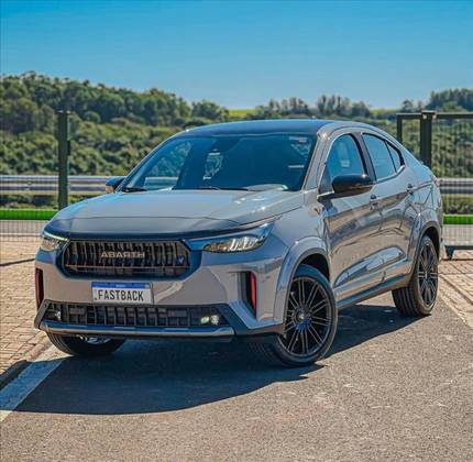 FIAT FASTBACK 1.3 TURBO 270 FLEX ABARTH AT6 FIAT FASTBACK 1.3 TURBO 270 FLEX ABARTH AT6